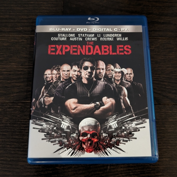 LIKE NEW Expendables Blu-Ray movie - Picture 3 of 9